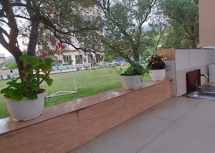 Dom wakacyjny Novruzi Complex Wlora